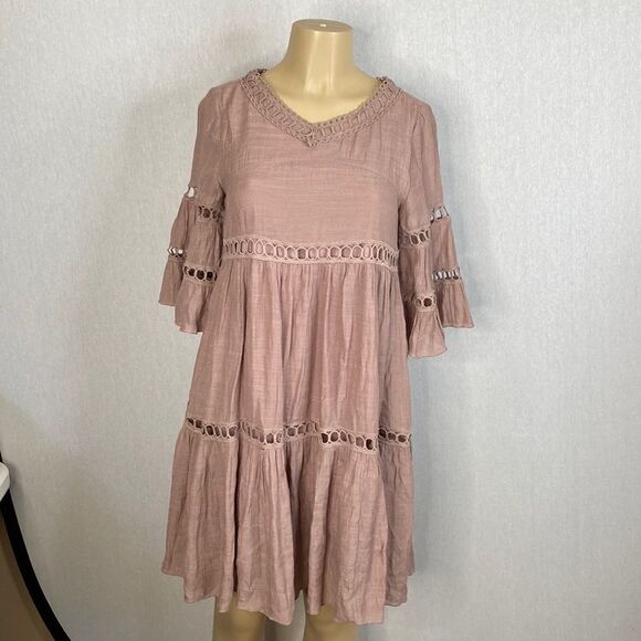 Women’s Blush Colored Size Small Minidress. - Picture 1 of 10